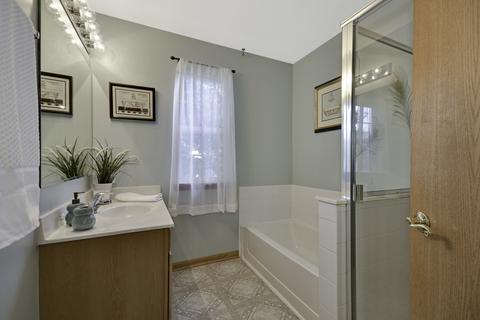 631 Sumac Dr, Aurora, IL 60506 photo 22