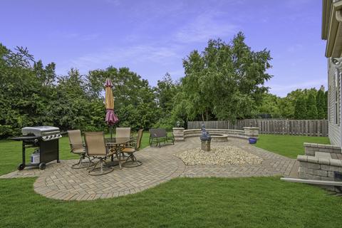 631 Sumac Dr, Aurora, IL 60506 photo 4
