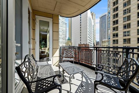 10 E Delaware Pl #19D, Chicago, IL 60611 photo 27