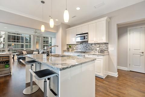 10 E Delaware Pl #19D, Chicago, IL 60611 photo 7