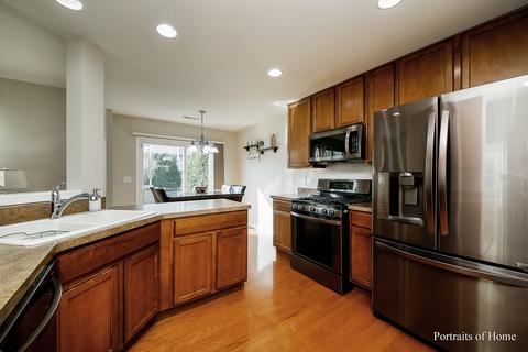 281 Devoe Dr, Oswego, IL 60543 photo 6