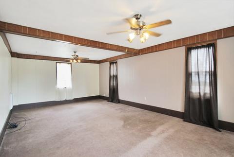 227 E Locust St, Lanark, IL 61046 photo 5