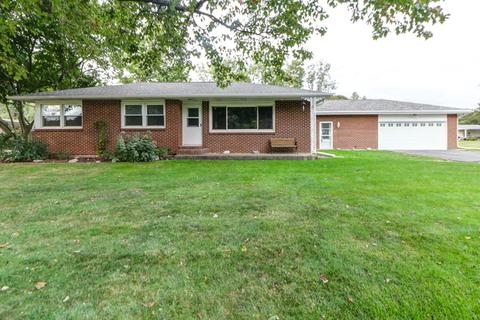 505 S Garfield St, Philo, IL 61864 photo 2