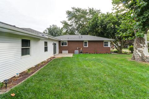 505 S Garfield St, Philo, IL 61864 photo 7