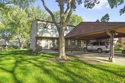 413 Arrow Trl, Wheeling, IL 60090 photo 1