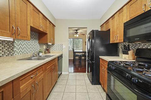 413 Arrow Trl, Wheeling, IL 60090 photo 7
