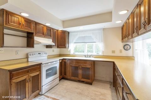 10833 Randall Rd, Capron, IL 61012 photo 5
