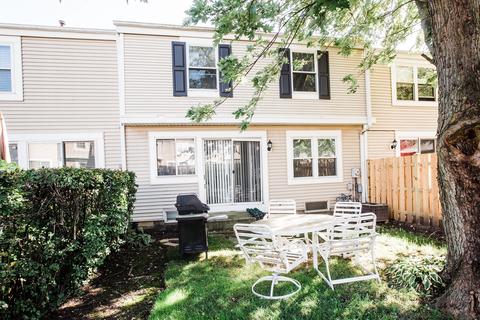 1928 Whitingham Ln, Hoffman Estates, IL 60169 photo 13