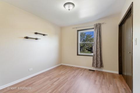1135 Nottingham Ln, Hoffman Estates, IL 60169 photo 13