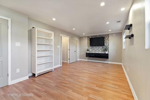 1135 Nottingham Ln, Hoffman Estates, IL 60169 photo 19