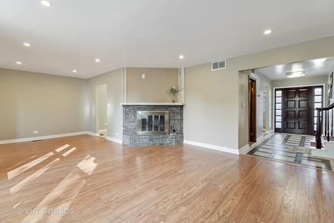 1135 Nottingham Ln, Hoffman Estates, IL 60169 photo 4