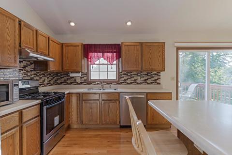 102 Cornell Dr, Normal, IL 61761 photo 3