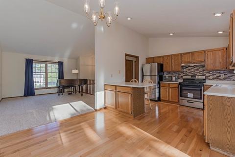 102 Cornell Dr, Normal, IL 61761 photo 6