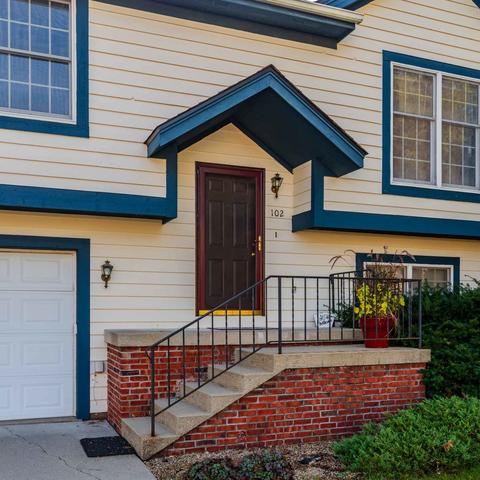 102 Cornell Dr, Normal, IL 61761 photo 2