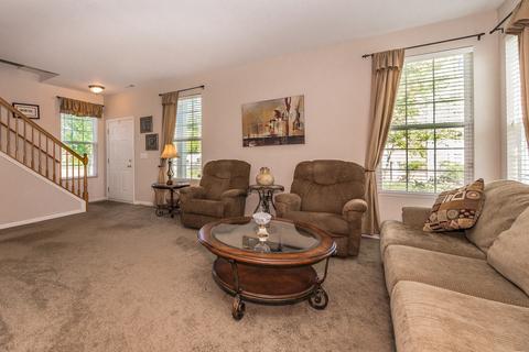 1461 Millbrook Dr, Algonquin, IL 60102 photo 3