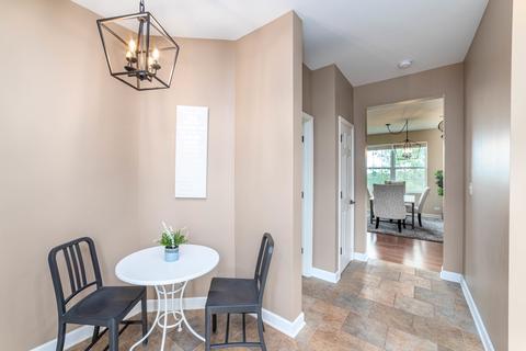 3079 Marion St, Elgin, IL 60124 photo 7