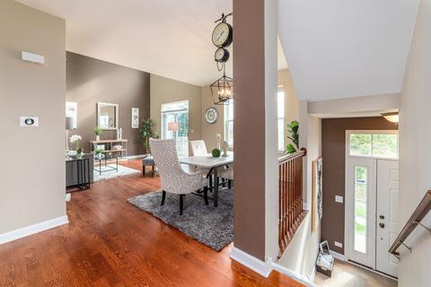 3079 Marion St, Elgin, IL 60124 photo 14