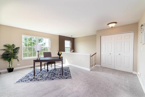 3079 Marion St, Elgin, IL 60124 photo 16