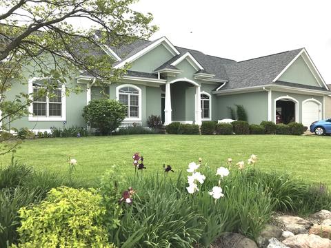 950 Charles Pl, Peru, IL 61354 photo 1