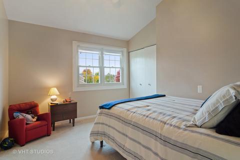 615 Old Oak Cir, Algonquin, IL 60102 photo 14