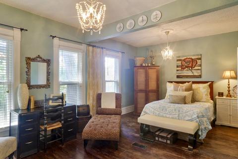 302 Hastings St, Elgin, IL 60120 photo 17