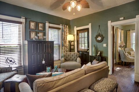 302 Hastings St, Elgin, IL 60120 photo 14