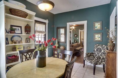 302 Hastings St, Elgin, IL 60120 photo 5