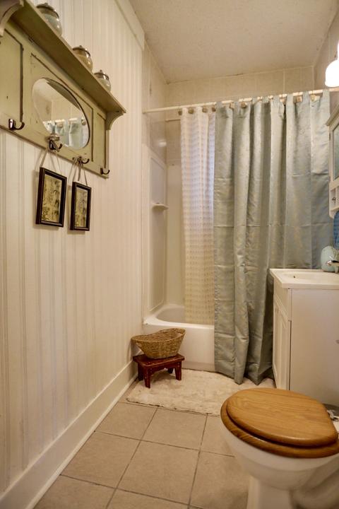 302 Hastings St, Elgin, IL 60120 photo 12