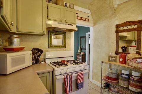 302 Hastings St, Elgin, IL 60120 photo 7
