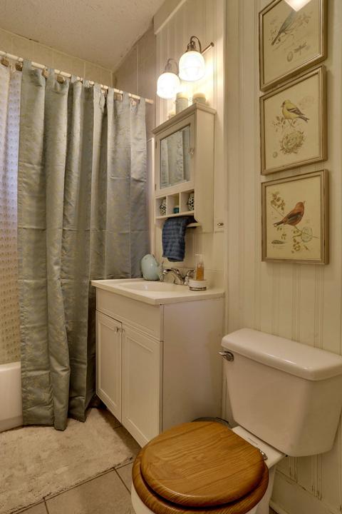 302 Hastings St, Elgin, IL 60120 photo 11
