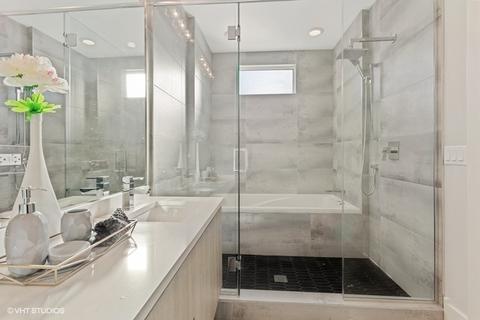 1209 E 46th St #2W, Chicago, IL 60653 photo 15