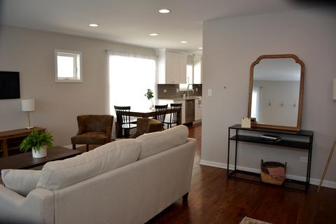 4065 S Artesian Ave, Chicago, IL 60632 photo 2