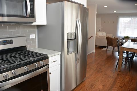 4065 S Artesian Ave, Chicago, IL 60632 photo 9