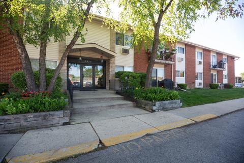 8920 David Pl #1E, Des Plaines, IL 60016 photo 1