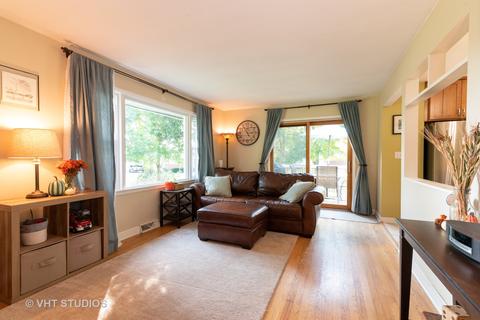 116 Burton Ave, Cary, IL 60013 photo 2