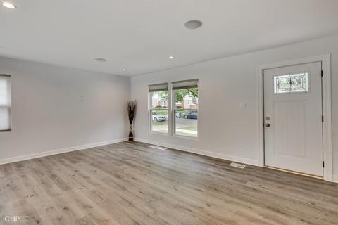 17 Howard Ave, Hillside, IL 60162 photo 5
