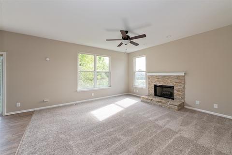 32819 Weathervane Ln, Lakemoor, IL 60051 photo 6
