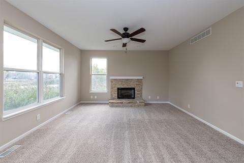 32819 Weathervane Ln, Lakemoor, IL 60051 photo 5