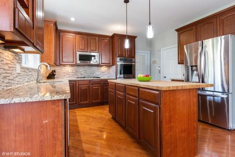 26302 Mapleview Dr, Plainfield, IL 60585 photo 3