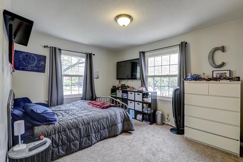 1108 Devonshire Dr, Champaign, IL 61821 photo 34