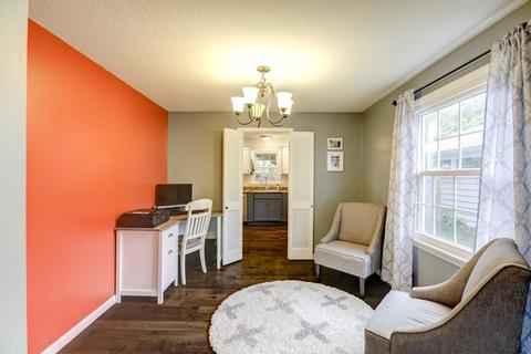 1108 Devonshire Dr, Champaign, IL 61821 photo 24