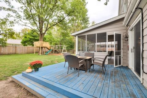 1108 Devonshire Dr, Champaign, IL 61821 photo 5