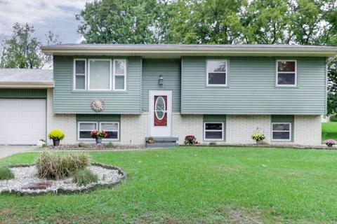 1702 Dunray Ln, Normal, IL 61761 photo 1