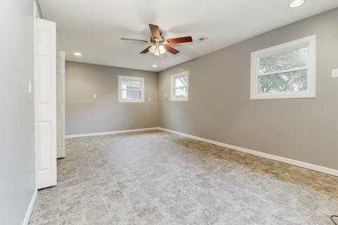 1702 Dunray Ln, Normal, IL 61761 photo 28