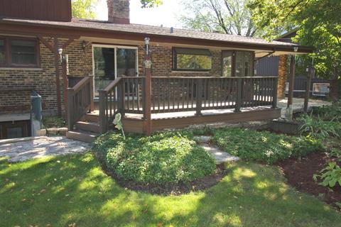 500 Springhill Dr, Roselle, IL 60172 photo 37