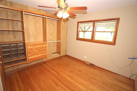 500 Springhill Dr, Roselle, IL 60172 photo 28