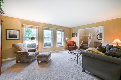 2177 Langford Ln, Wheaton, IL 60189 photo 7