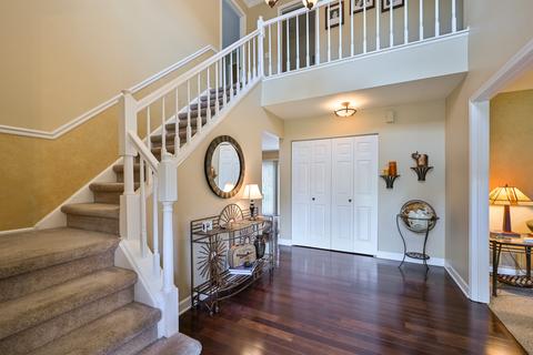 2177 Langford Ln, Wheaton, IL 60189 photo 5