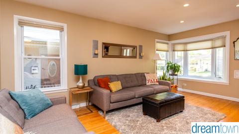 7105 W Berwyn Ave, Chicago, IL 60656 photo 16