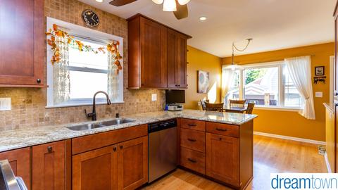 7105 W Berwyn Ave, Chicago, IL 60656 photo 14